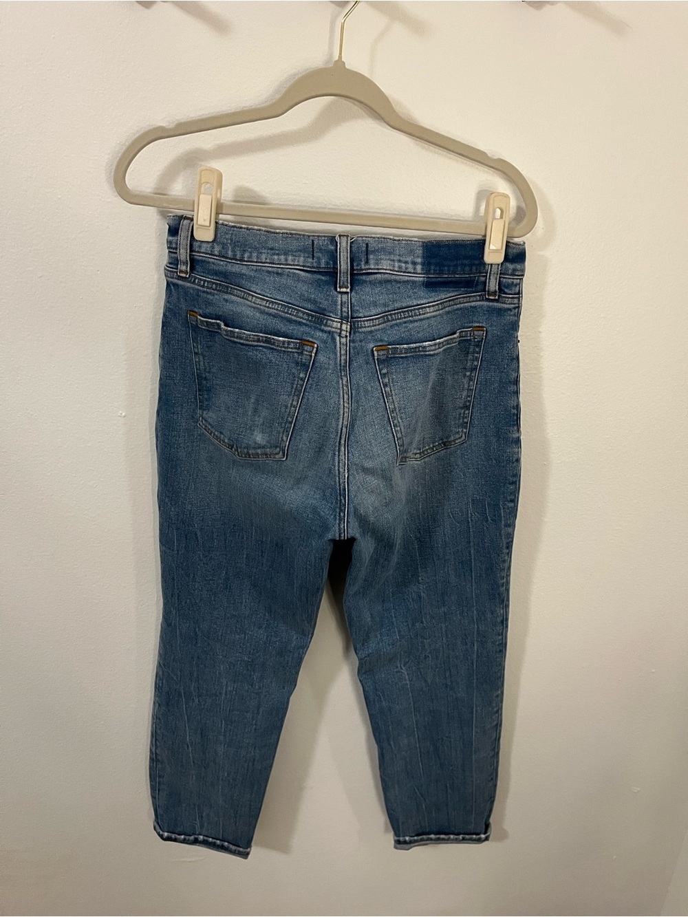 Abercrombie & Fitch High Rise Mom Jeans Blue Denim Jeans - Picture 5 of 5